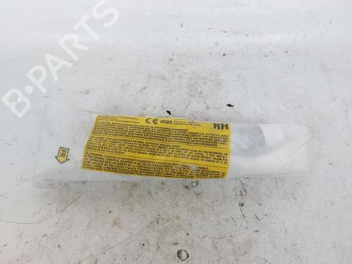 Used Right seat airbag TOYOTA YARIS (_P13_) 1.5 Hybrid (NHP130_, NHP130) (101 hp) 18826366