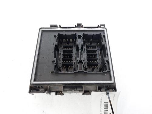 Used Fuse box Fuse box 17204256 17204256