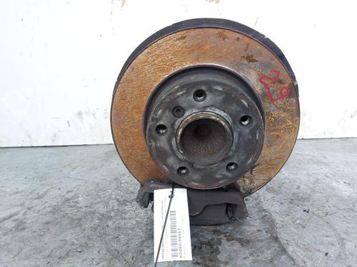 Used Right front steering knuckle BMW 1 (E87) 118 d (143 hp) 23880935