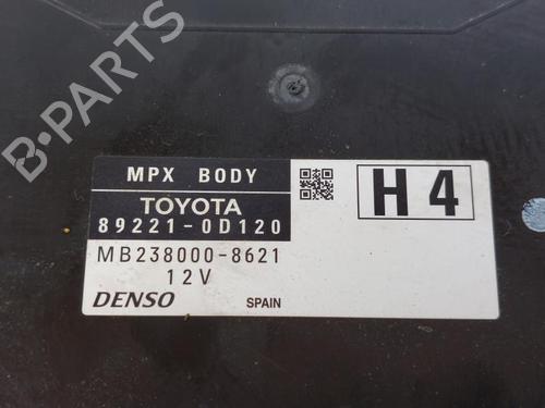 Fuse box TOYOTA YARIS (_P13_) 1.5 Hybrid (NHP130_, NHP130) | BP15264714E1 
