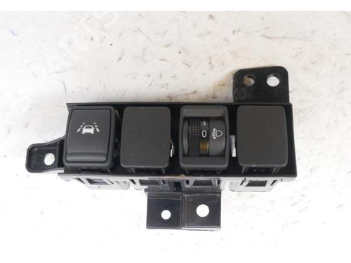 Used Switch NISSAN QASHQAI II SUV (J11, J11_) 1.6 dCi (130 hp) 15159463