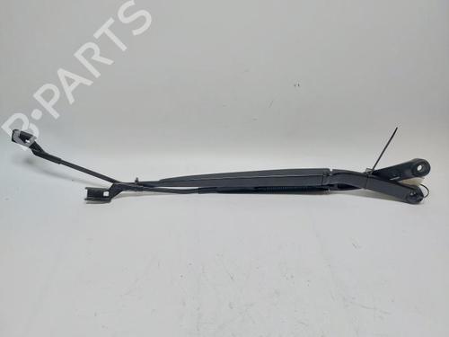 Used Front windshield wiper arm FIAT TIPO Estate (356_, 357_) 1.6 Multijet (357WXG1) (131 hp) 30530967
