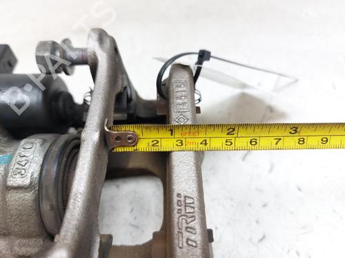 Right front brake caliper FIAT 500X (334_) 1.6 (334AXE1A) | BP28618854M104