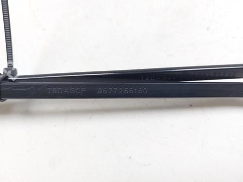 Front windshield wiper arm PEUGEOT 308 II (LB_, LP_, LW_, LH_, L3_) 1.2 THP 110 | BP29238213C143 
