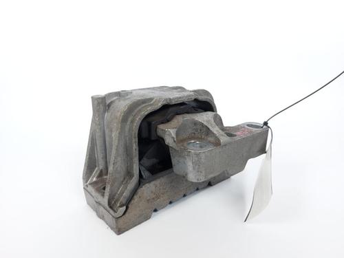 Used Engine mount Engine mount VW GOLF VI (5K1) 1.6 BiFuel (102 hp) 17204023 17204023