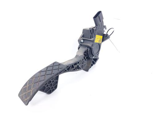 Used Pedal VW POLO V (6R1, 6C1) 1.4 TDI (75 hp) 15161899