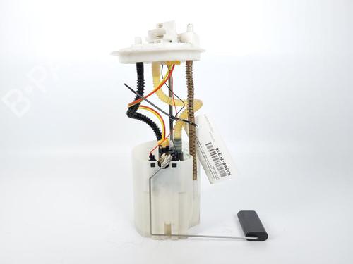 Used Fuel pump FIAT DOBLO Cargo (263_) 1.3 D Multijet (263WXU1A, 263ZXU1A, 263WYB1A, 263ZYB1A) (95 hp) 15167722