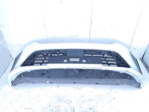 Used Front bumper RENAULT CLIO V (B7_) 1.5 Blue dCi 100 (B7AD) (101 hp) 31011348
