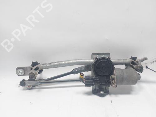 Used Front wiper motor KIA SPORTAGE IV (QL, QLE) 1.7 CRDi (116 hp) 30802188