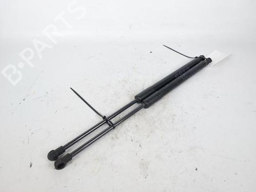 Tailgate lift support TOYOTA YARIS (_P13_) 1.5 Hybrid (NHP130_, NHP130) | BP20502342C138 