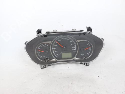 Used Instrument cluster TOYOTA YARIS (_P13_) 1.0 (KSP130_, KSP130) (69 hp) 15158171