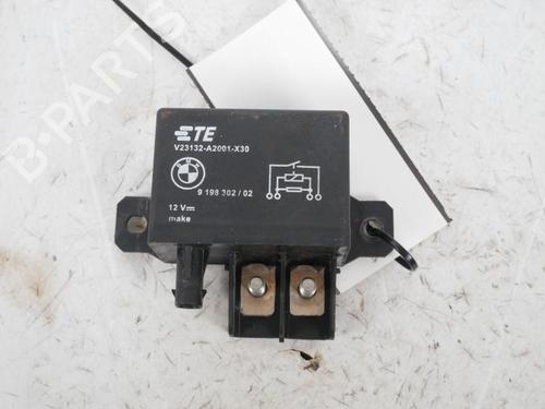 Used Engine control unit (ECU) Engine control unit (ECU) BMW X5 (F15, F85) xDrive 25 d (218 hp) 15159781 15159781