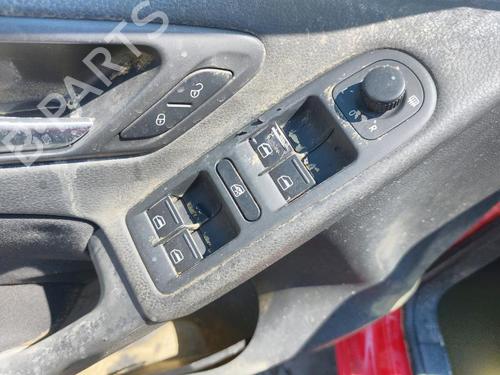 Cylinder head VW GOLF VI (5K1) 1.6 BiFuel | BP15175078M5