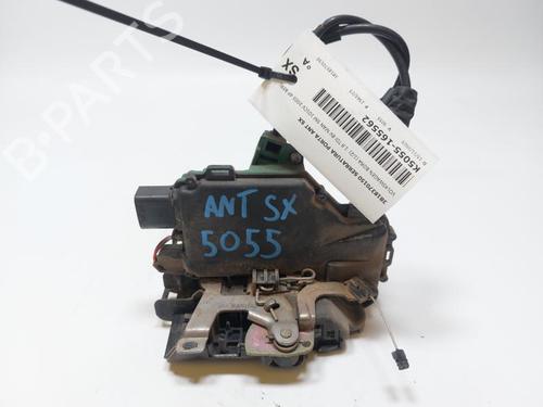 Venstre foran lås VW BORA I (1J2) 1.9 TDI (101 hp) 30455196