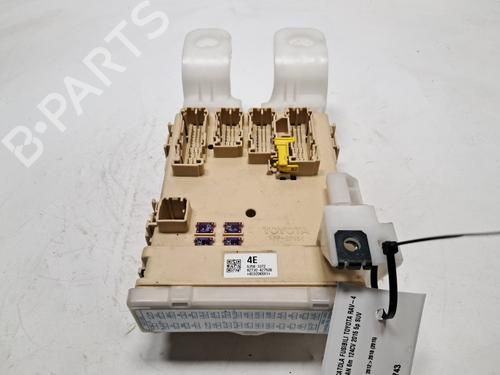 Used Fuse box Fuse box TOYOTA RAV 4 IV (_A4_) 2.0 D (ALA40_, ALA40R) (124 hp) 40527893 40527893