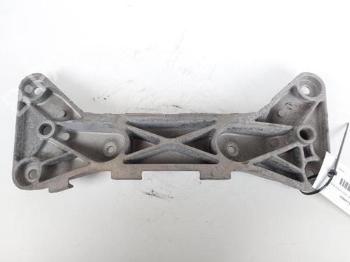 Used Gearbox mount Gearbox mount BMW 3 (F30, F80) 318 d (150 hp) 23217866 23217866