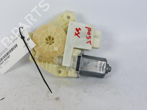 Used Left rear window motor Left rear window motor VW GOLF VII Variant (BA5, BV5) 1.6 TDI (110 hp) 15161542 15161542