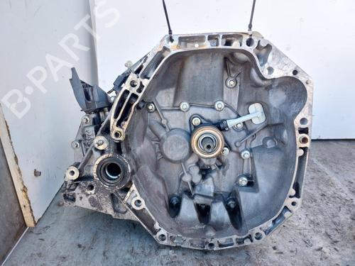 Used Gearbox RENAULT CLIO III (BR0/1, CR0/1) 1.5 dCi (BR17, CR17) (86 hp) 30802103
