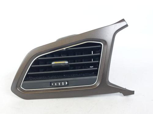 other-vw-t-roc-a11-d11-2017-26048281 main image