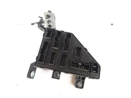 Used Fuse box HYUNDAI TUCSON (JM) 2.0 CRDi (113 hp) 15151891