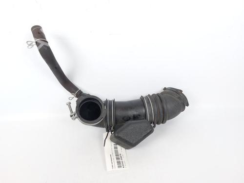 Used Air filter box Air filter box TOYOTA AURIS (_E18_) 1.8 Hybrid (ZWE186_, ZWE186R) (136 hp) 23880375 23880375