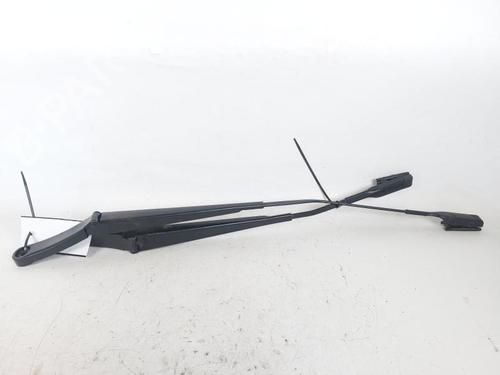 Used Front windshield wiper arm SKODA OCTAVIA III Combi (5E5, 5E6) 2.0 TDI 4x4 (150 hp) 22954891