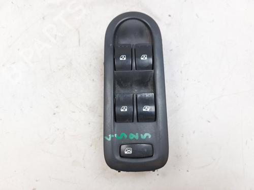 Used Left front window switch RENAULT SCÉNIC II (JM0/1_) 1.5 dCi (JM02, JM13) (101 hp) 28451365