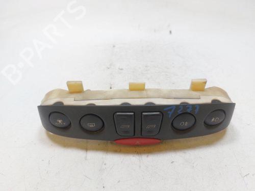 Used Left front window switch Left front window switch FIAT PUNTO (188_) 1.2 60 (188.030, .050, .130, .150, .230, .250) (60 hp) 34263391 34263391