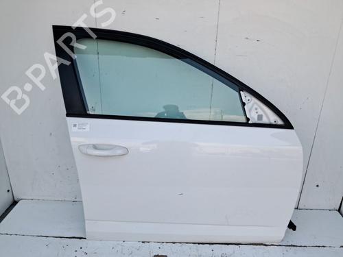 right-front-door-skoda-octavia-iii-combi-5e5-5e6-2012-2013-2014-2015-2016-2017-2018-2019-2020-37020120 main image
