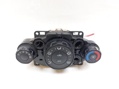 climate-control-ford-fiesta-vi-cb1-ccn-2008-24856716 main image
