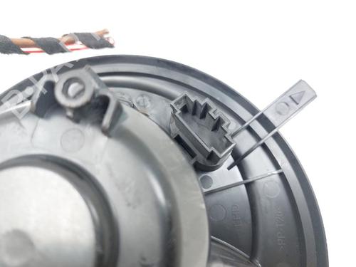 Heater blower motor VW BEETLE (5C1, 5C2) 2.0 TDI | BP29474463M62 