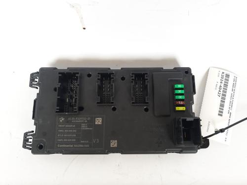 Used Fuse box BMW 3 Touring (F31) 318 d (143 hp) 15155323