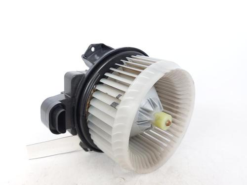 Used Heater blower motor TOYOTA AURIS (_E18_) 1.8 Hybrid (ZWE186_, ZWE186R) (136 hp) 15172581