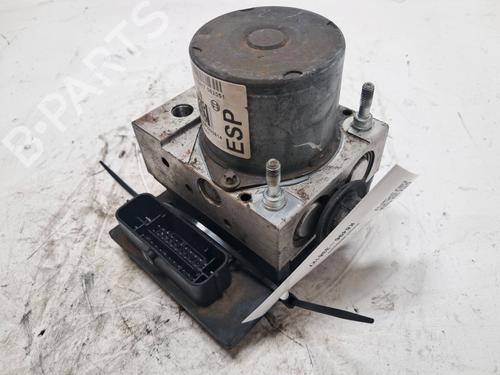 Used ABS pump ABS pump FIAT 500 (312_) 1.2 (312AXA1A) (69 hp) 39021129 39021129