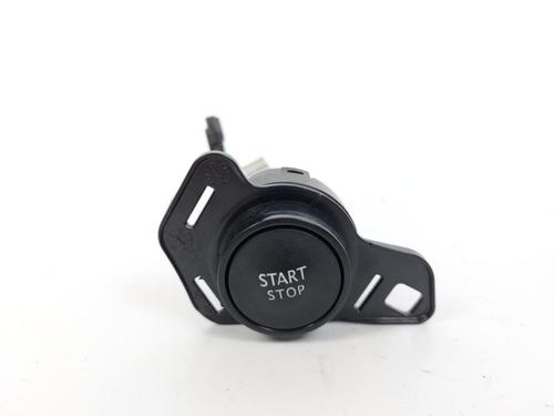 Elektronisk modul RENAULT MEGANE IV Hatchback (B9A/M/N_) 1.3 TCe 140 (B9NB) (140 hp) 17204812