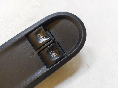 Left front window switch DACIA DUSTER (HS_) 1.5 dCi (HSAJ) | BP37631404I27 - Image 2