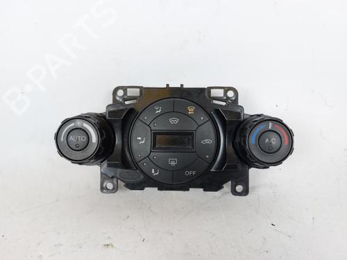 Used Climate control FORD FIESTA VI (CB1, CCN) 1.4 (97 hp) 15158905