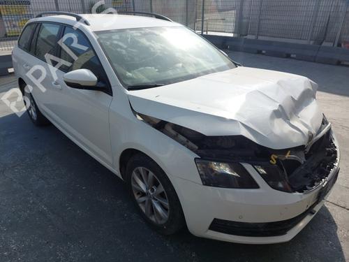 Left taillight SKODA OCTAVIA III Combi (5E5, 5E6) 1.6 TDI | BP37020135C34 - Image 7