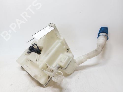 Used Windscreen washer tank Windscreen washer tank 37020072 37020072