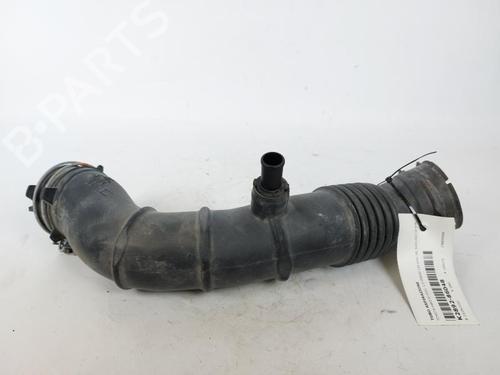 Used Air filter box TOYOTA YARIS (_P21_, _PA1_, _PH1_) 1.5 Hybrid (MXPH10, MXPH11) (116 hp) 15471799