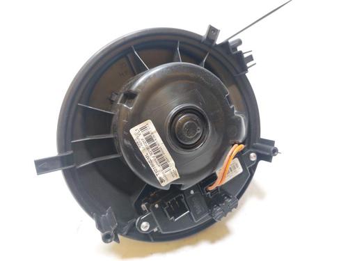 Heater blower motor AUDI A3 Limousine (8VS, 8VM) 1.6 TDI | BP30453951M62