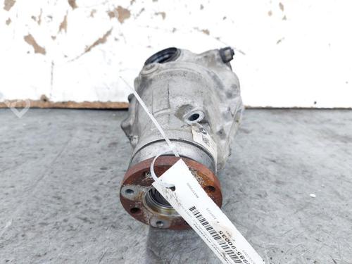 Used Front differential Front differential 16090221 16090221