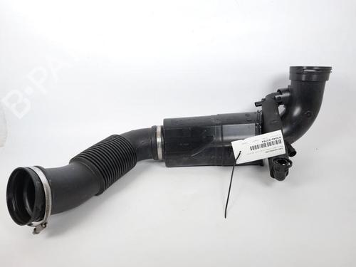 Used Air filter box BMW X1 (F48) xDrive 25 e Plug-in-Hybrid (220 hp) 17204396