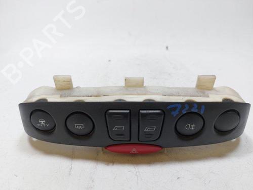 Used Left front window switch Left front window switch FIAT PUNTO (188_) 1.2 60 (188.030, .050, .130, .150, .230, .250) (60 hp) 34119273 34119273