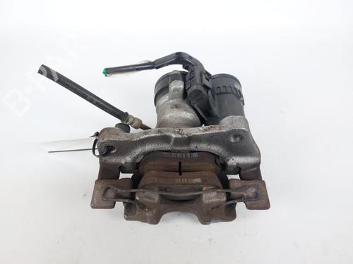 Used Right front brake caliper Right front brake caliper 21527268 21527268