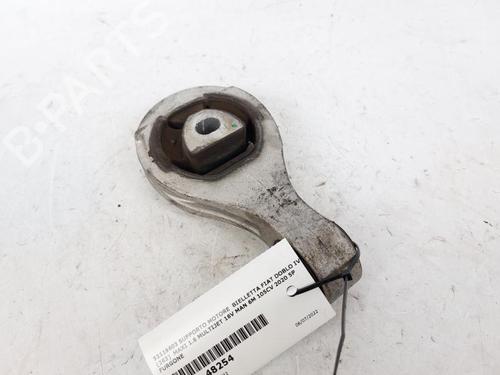 Used Engine mount Engine mount FIAT DOBLO Bus (263_) 1.3 D Multijet (263AXC1A) (90 hp) 15158626 15158626