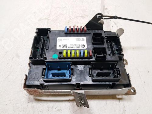 Used Fuse box Fuse box JEEP RENEGADE SUV (BU, B1, BV) 1.3 PHEV 4Xe (190 hp) 33263573 33263573