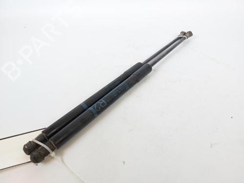 Used Tailgate lift support TOYOTA YARIS (_P13_) 1.0 (KSP130_, KSP130) (69 hp) 15167826