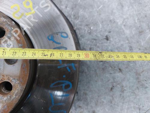 Left front steering knuckle VW GOLF PLUS V (5M1, 521) 1.9 TDI | BP15164951M25