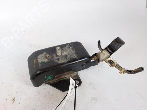 Used Engine mount Engine mount MITSUBISHI L200 / TRITON (KJ_, KK_, KL_) 2.4 DI-D 4WD (KJ0T) (154 hp) 15154947 15154947